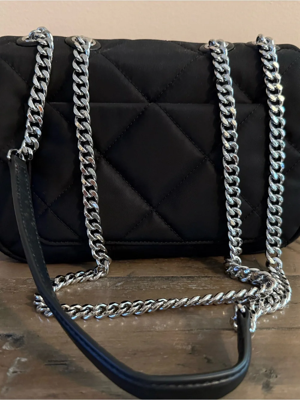 Tory Burch Black Quilted Chain Shoulder Bag